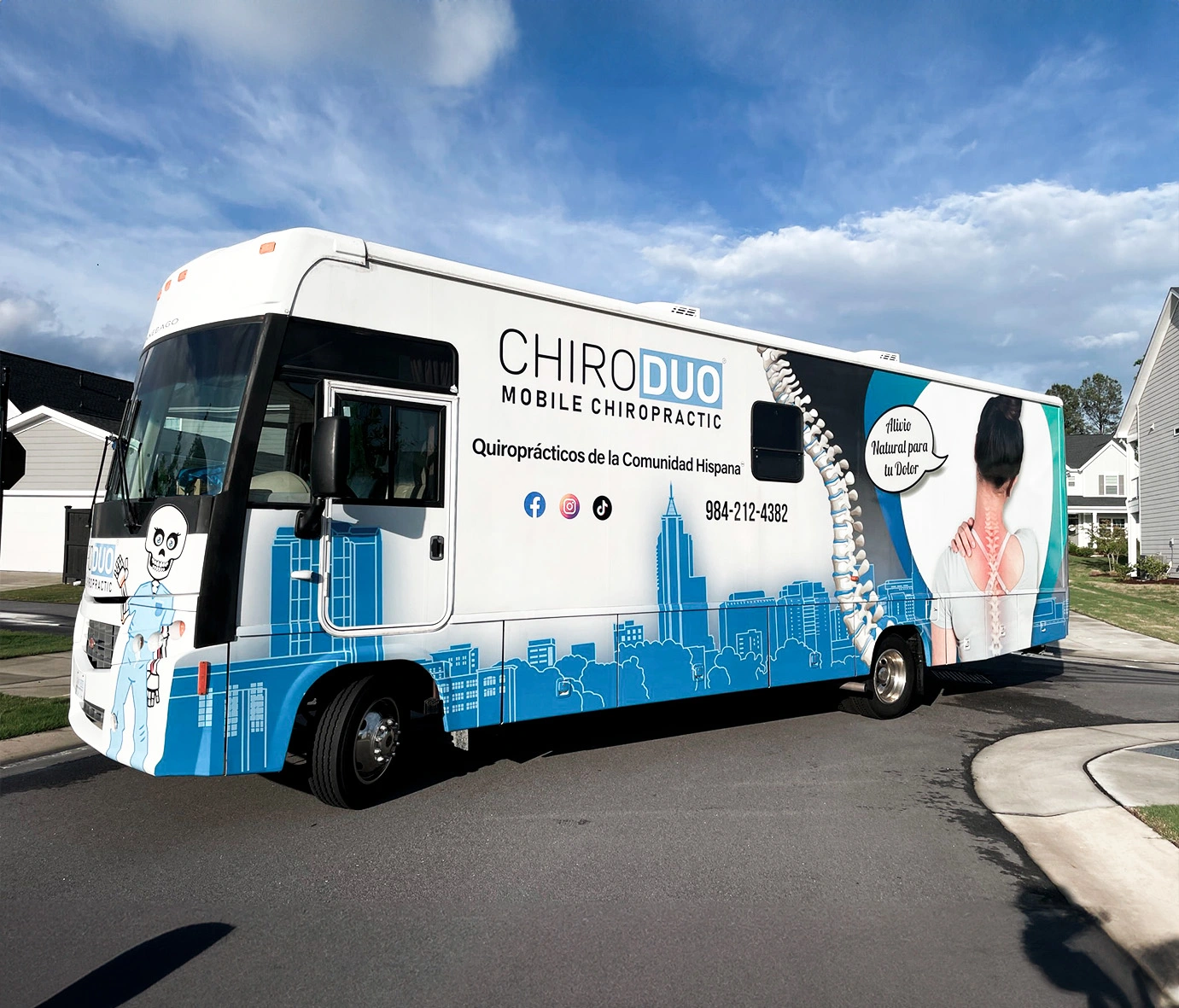 Clínicas móviles de quiropráctica ofreciendo atención personalizada en Carolina del Norte con ChiroDuo